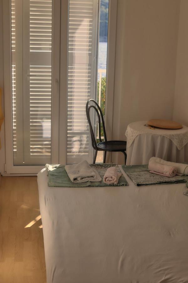 Apartman Blaga Povlja  Buitenkant foto