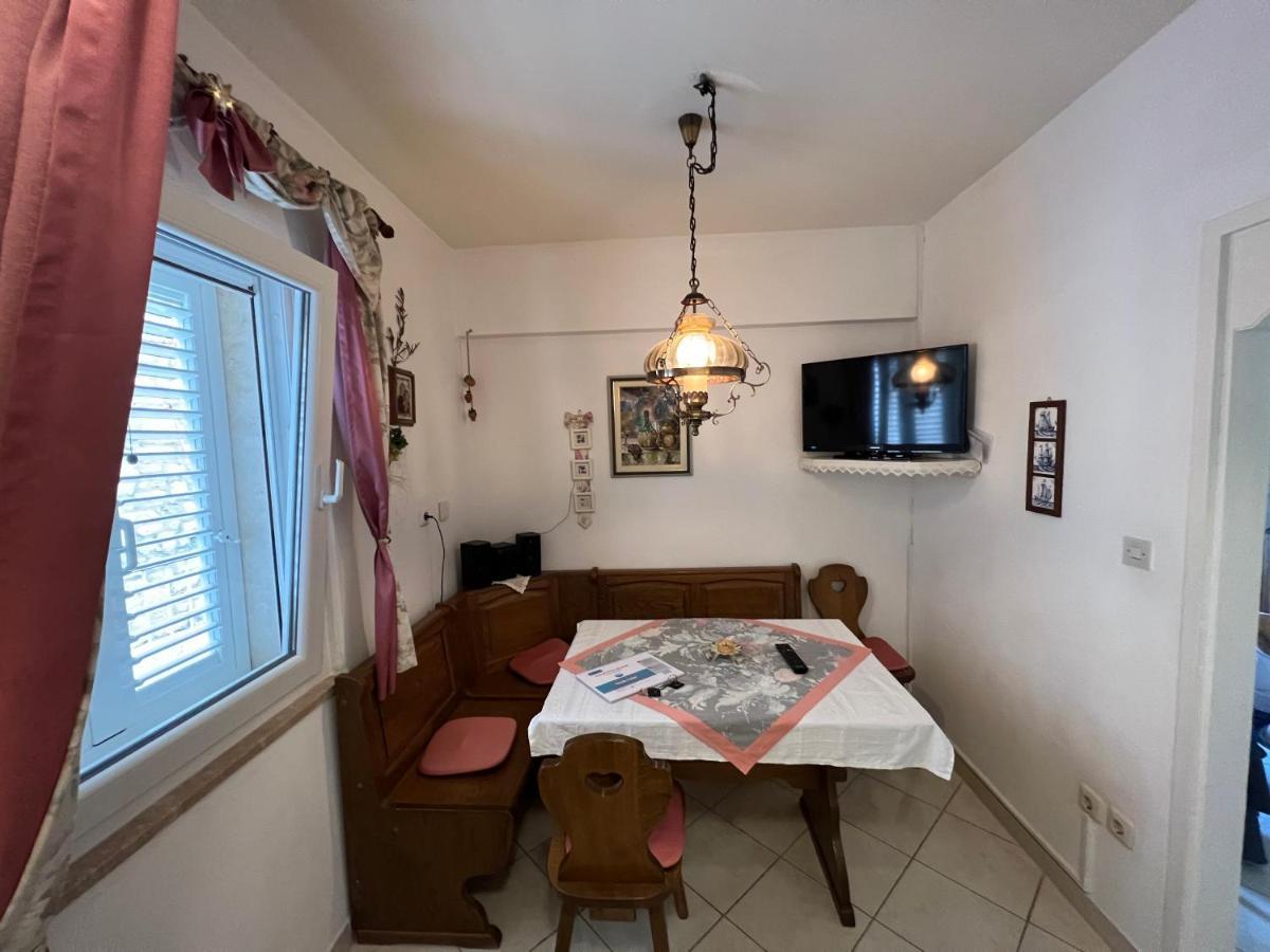 Apartman Blaga Povlja  Buitenkant foto